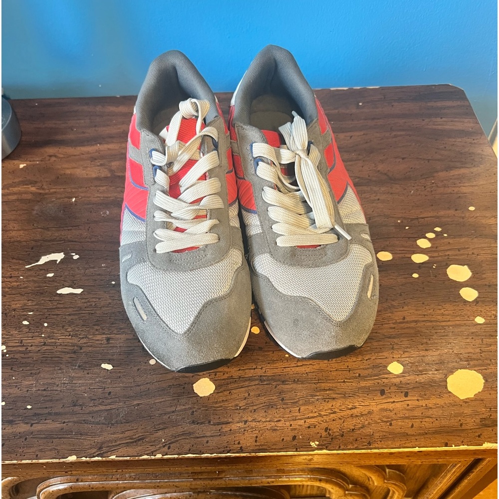 Men’s Diadora Sneakers size 10.5